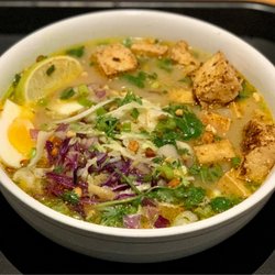 Kathmandu Momo Station - Aksarben - Aagya's Burmese Ramen