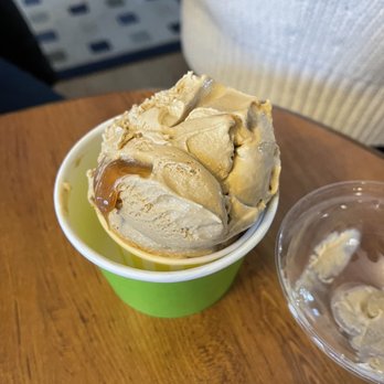 Frozen Frog Ice Cream - Salted Carmel - Ice Cream & Frozen Yogurt Near Me - Muskego, Wisconsin