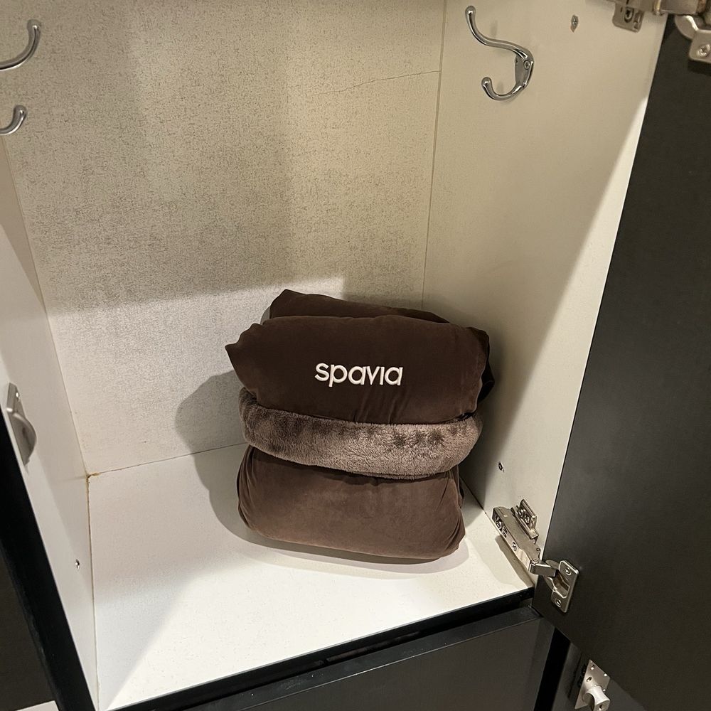 Spavia - Locker ( flip flops  & robe provided) - Day Spas Near Me - Reno, Nevada