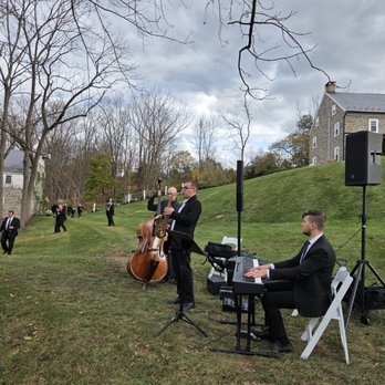 IL Suono Music Agency - Musicians Near Me - Chicago, Illinois IL Suono Music Agency - Musicians Near Me - Chicago, Illinois