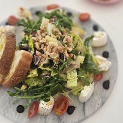 Cafe Lola - Buratta board