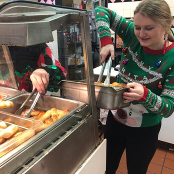Pretzelmaker - Festive and fun - Pretzels Near Me - Eureka, California