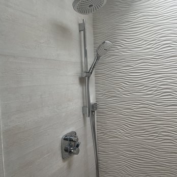 Quality Bath - Hansgrohe Unica S Wallbar with Hansgrohe SoftCube Trim for Therm. Raindance Select S Handshower and Hansgrohe Croma Select E 180 Shower Head - Kitchen & Bath Near Me - Lakewood, New Jersey Quality Bath - Hansgrohe Unica S Wallbar with Hansgrohe SoftCube Trim for Therm. Raindance Select S Handshower and Hansgrohe Croma Select E 180 Shower Head - Kitchen & Bath Near Me - Lakewood, New Jersey