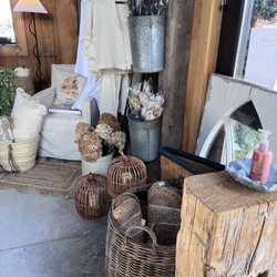 Linen + Lore