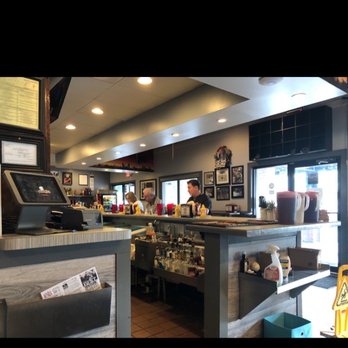 Lucky's Burger & Brew- Roswell - Burgers Near Me - Roswell, Georgia