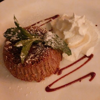 Bacchus Bistro & Wine Bar - Fondant au chocolate - French Near Me - Brooklyn, New York Bacchus Bistro & Wine Bar - Fondant au chocolate - French Near Me - Brooklyn, New York
