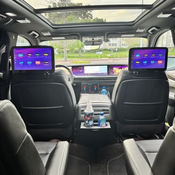 Hayatt - Limos Near Me - Redwood City, California Hayatt - Limos Near Me - Redwood City, California
