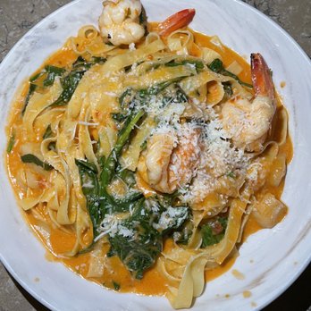 Americano Pie Bar - Fettuccine Americano - Italian Near Me - Islip, New York