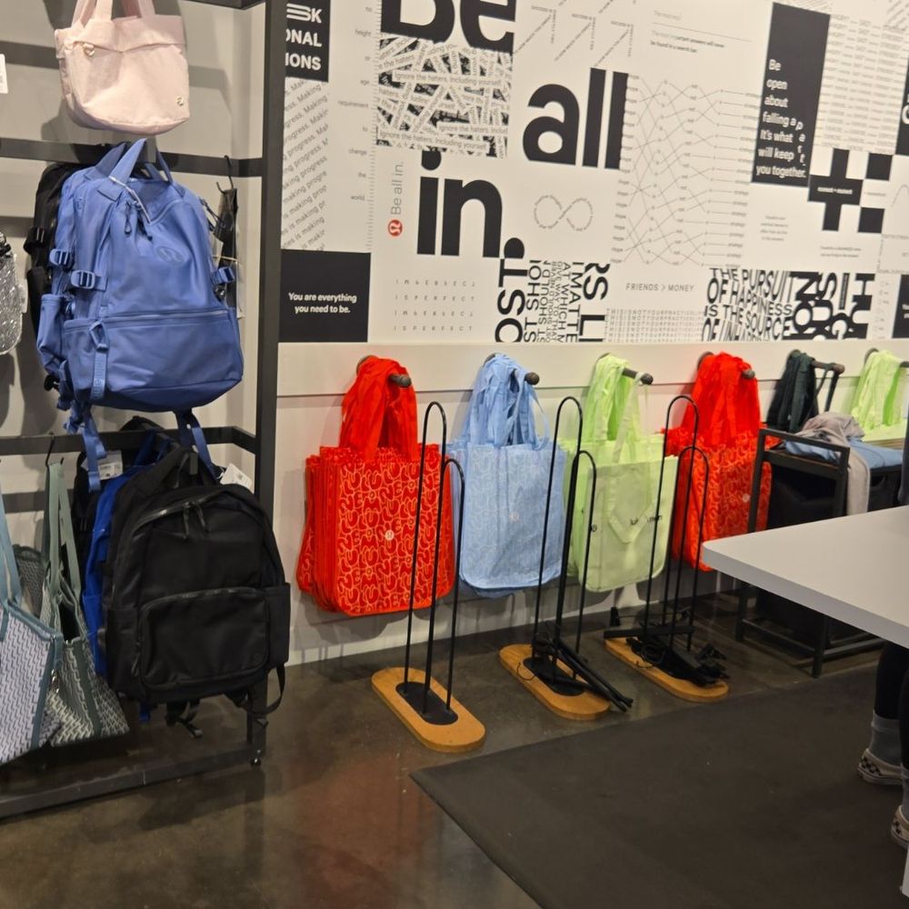 Lululemon - Men's Clothing Near Me - Tempe, Arizona