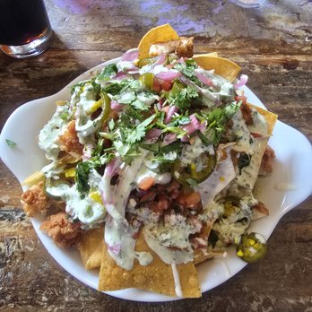 Devils Backbone Brewing Company - Nachos with fried chicken - Brewpubs Near Me - Lexington, Virginia