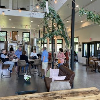 Stappa Vineyard - Wine Tasting Room Near Me - Orange, Connecticut Stappa Vineyard - Wine Tasting Room Near Me - Orange, Connecticut