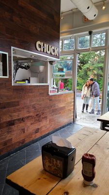 CHUCK BURGER by null