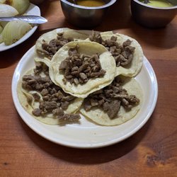 Taqueria La Flama del Tizon - 17 pesos for the plate.