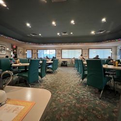 Dragon Light Restaurant - Inside