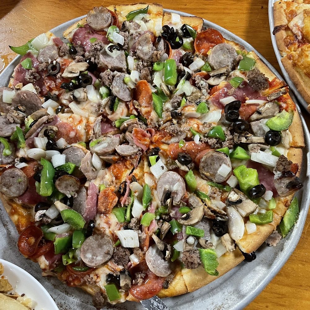 Poor People's Pub - People's pizza - American Near Me - Sanbornville, New Hampshire Poor People's Pub - People's pizza - American Near Me - Sanbornville, New Hampshire