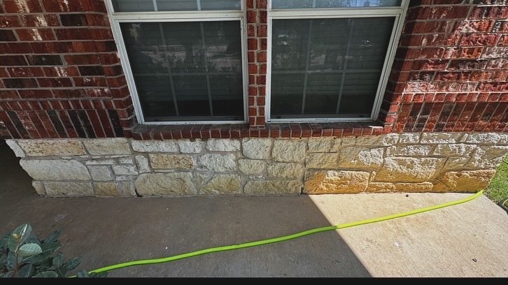 Slide of Green Blast Solutions pressure washing