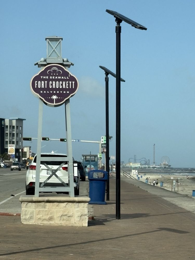 Crockett Park Logo