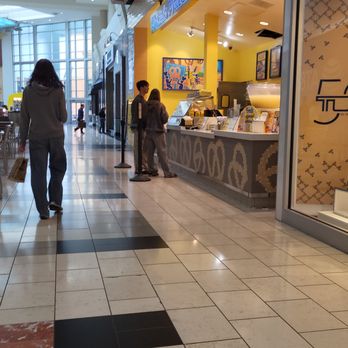 Wetzel's Pretzels - Pretzels Near Me - Portland, Oregon