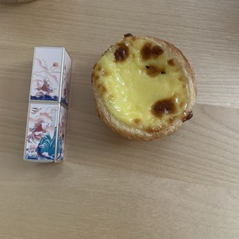 Cadinho Bakery and Cafe - Bakeries Near Me - Chicago, Illinois