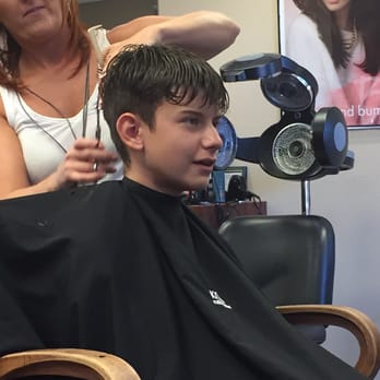 Cielo Salon & Spa - Penny cutting Gage's hair - Hair Salons Near Me - Henderson, Nevada Cielo Salon & Spa - Penny cutting Gage's hair - Hair Salons Near Me - Henderson, Nevada
