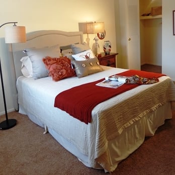 Apartments at Pine Brook - 1 Bedroom Apartment- Master Bedroom - Apartments Near Me - Newark, Delaware Apartments at Pine Brook - 1 Bedroom Apartment- Master Bedroom - Apartments Near Me - Newark, Delaware