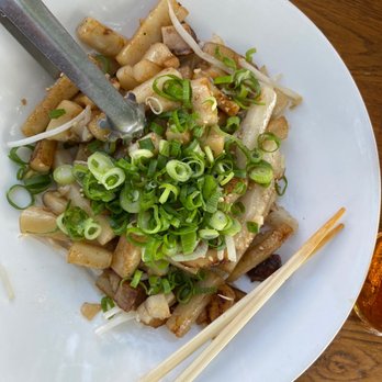 Star Noodle - Udon dish - Asian Fusion Near Me - Lahaina, Hawaii Star Noodle - Udon dish - Asian Fusion Near Me - Lahaina, Hawaii