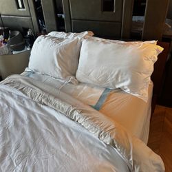 Regal Rejuvenation - Hotel set up-supplies provided for all post-op packages