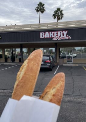 La Belle Vie Bakery by null