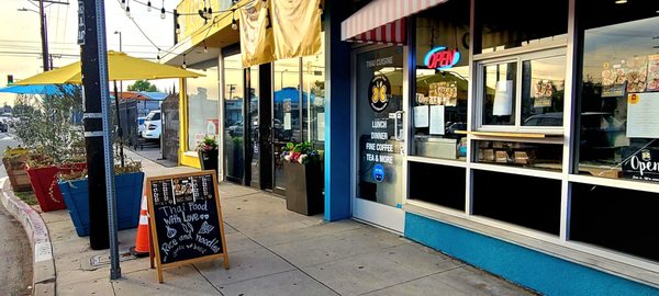 Dek Sen's Thai by null