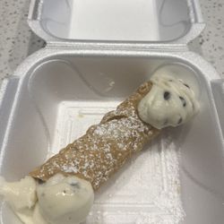 Monster Pizza - Cannoli