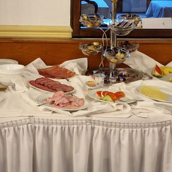 Zur Post - Frühstücksbuffet - Hotels Near Me - Wuppertal, NW