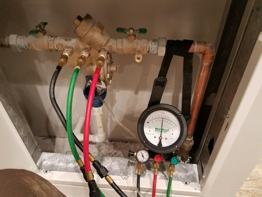 Root'n Toot'n Drain Cleaning Service Logo