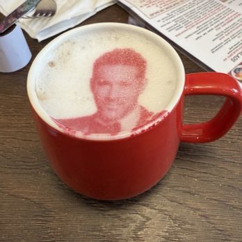 Red Maple - Ryan Reynolds on a Peanut butter Latte - Cafes Near Me - Los Angeles, California Red Maple - Ryan Reynolds on a Peanut butter Latte - Cafes Near Me - Los Angeles, California