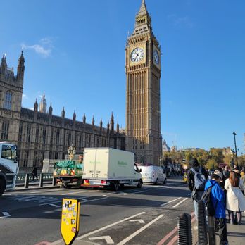 Big Ben - Landmarks & Historical Buildings Near Me