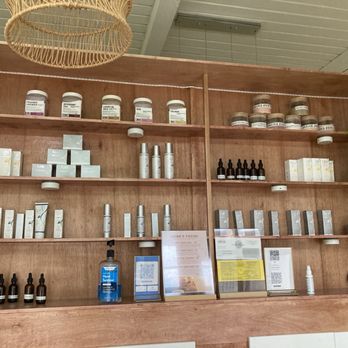 Quinn's Facial - Facial essence producta - Skin Care Near Me - Sunnyvale, California Quinn's Facial - Facial essence producta - Skin Care Near Me - Sunnyvale, California