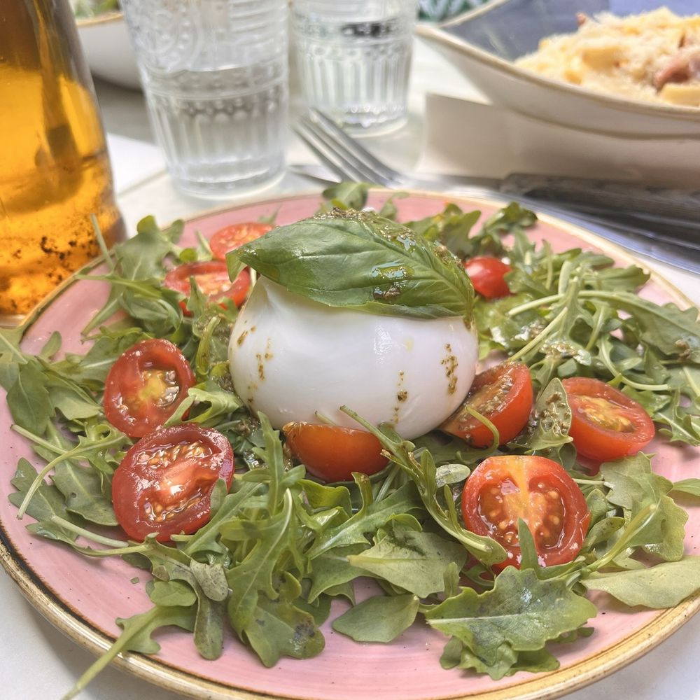 Marcello - Burrata - Italian Near Me - Paris, 75