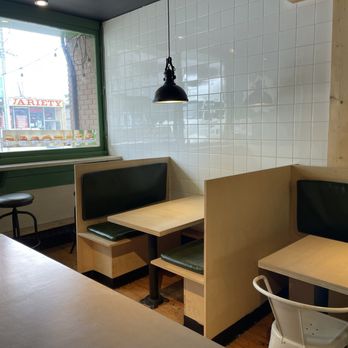 Daddy's Chicken - Inside looking at the dining area. June 2024 - Chicken Shop Near Me - Toronto, Ontario Daddy's Chicken - Inside looking at the dining area. June 2024 - Chicken Shop Near Me - Toronto, Ontario