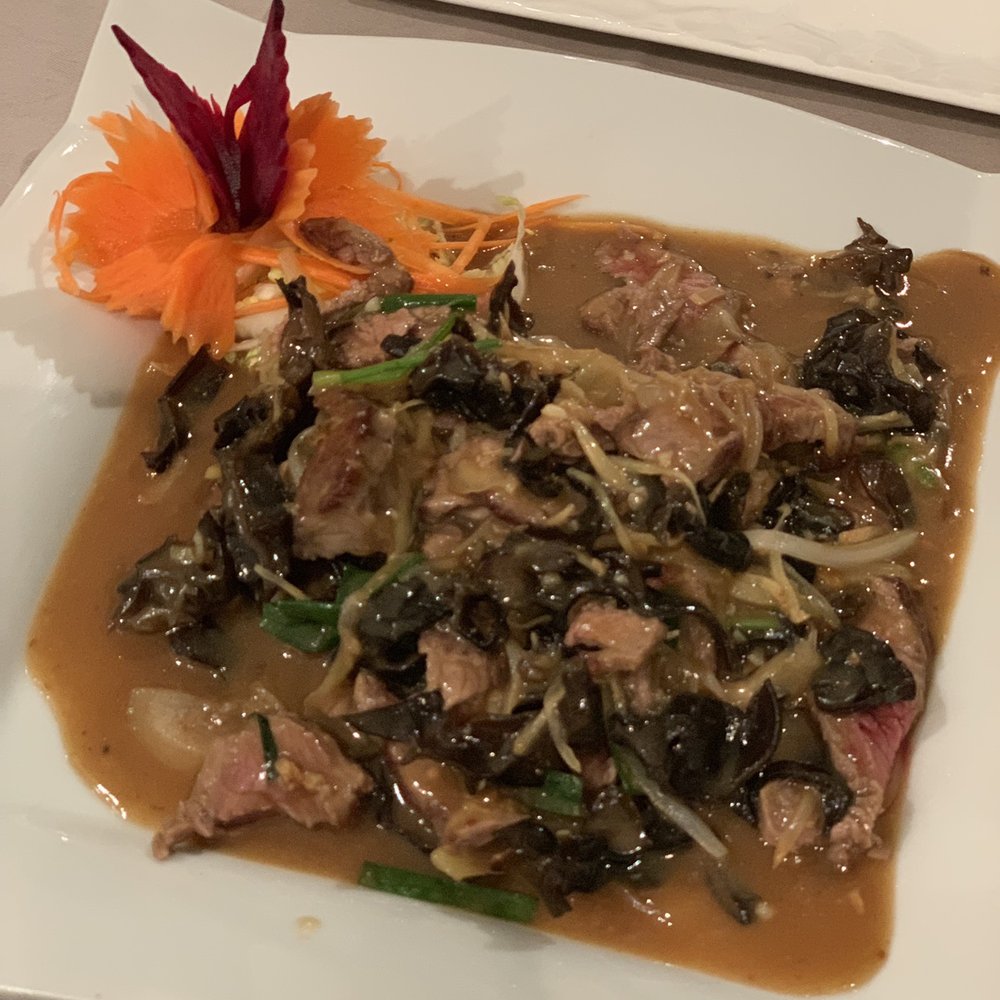 Le Toigou - Mushroom ginger beef, comes with a side of rice - Thai Near Me - Marseille, 13