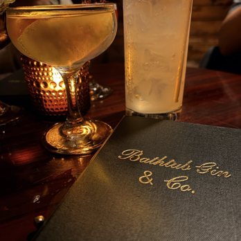 Bathtub Gin - Cocktail Bars Near Me - Seattle, Washington Bathtub Gin - Cocktail Bars Near Me - Seattle, Washington