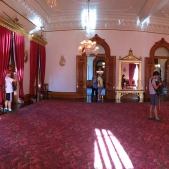 Iolani Palace - Museums Near Me - Honolulu, Hawaii