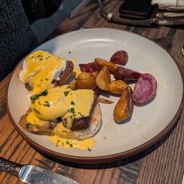 Smoke Brisket Benedict