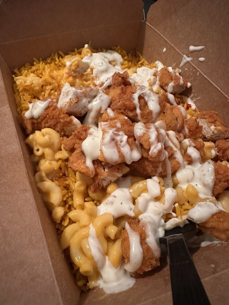 THE CHICKEN KOOP Updated June 2024 188 Havemeyer, Brooklyn, New