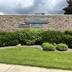 Hugo Chiropractic Clinic