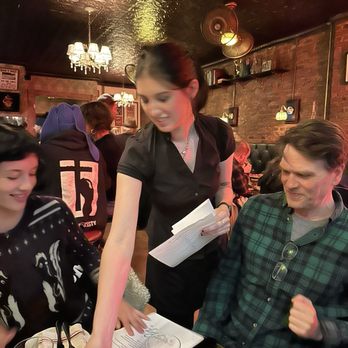 Lucky Charlie - Menus and festive vibes - Pizza Near Me - Brooklyn, New York Lucky Charlie - Menus and festive vibes - Pizza Near Me - Brooklyn, New York