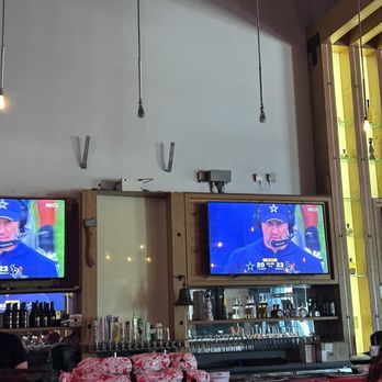 The Search Bar & Restaurant - Bar - American Near Me - Chula Vista, California