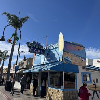 Splash Cafe - American Near Me - Pismo Beach, California