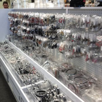 Sam Moon - Jewelry Near Me - Shenandoah, Texas Sam Moon - Jewelry Near Me - Shenandoah, Texas