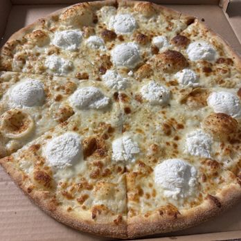 Best NY Pizza - White pizza - Pizza Near Me - Tampa, Florida Best NY Pizza - White pizza - Pizza Near Me - Tampa, Florida