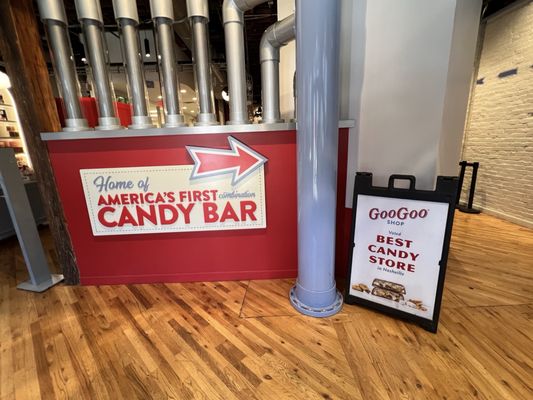 Goo Goo Chocolate Co by null