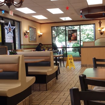 McDonald's - Dining area at McDonald's - Burgers Near Me - Columbia, Maryland